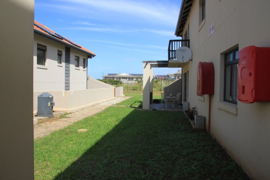 To Let 2 Bedroom Property for Rent in Kidds Beach Eastern Cape